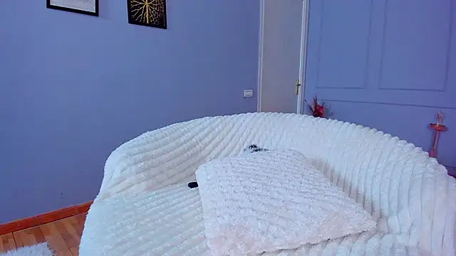 Chat +18 de Awww_Ella ao vivo