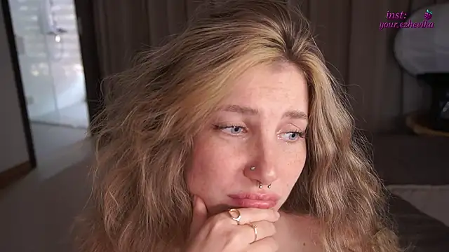 Chat XXX ao vivo de ItsEzheVika