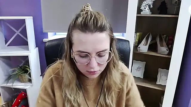 Chat +18 de Zoey_Erotic ao vivo