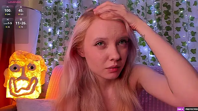 _CloudNine_ Live XXX-chat