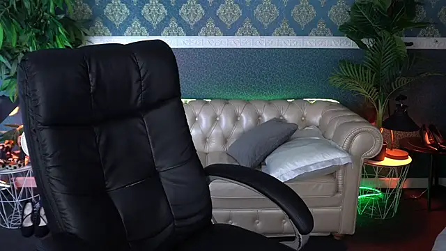 FoxyMayy's Live XXX Chat