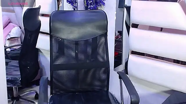 Avi_Thomsonn: απευθείας συνομιλία ΧΧΧ