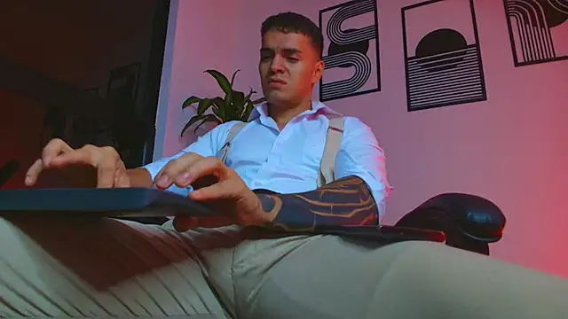 ALPHA_DOMINUS_ 现场XXX聊天