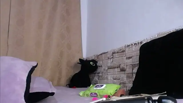 DaraSweet20 Adlı Modelin Canlı XXX Sohbeti