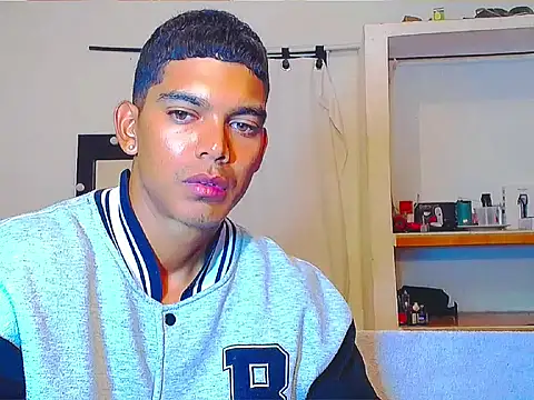 theMyke101's Webcam Show