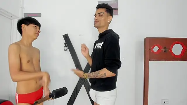 Gay_Red_Room Pertunjukan Webcam