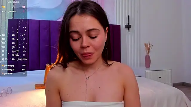 Kelly_Cuutie Webcamshow