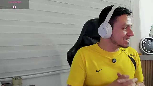 Онлайн чат XXX Rick_Adams