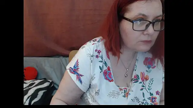 PlayfullMaturen Live XXX chat