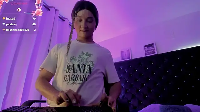 BellaRoge Chat XXX in diretta