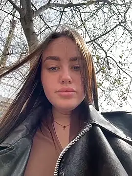 KiraSunshine Adlı Modelin Web Kamerası Şovu