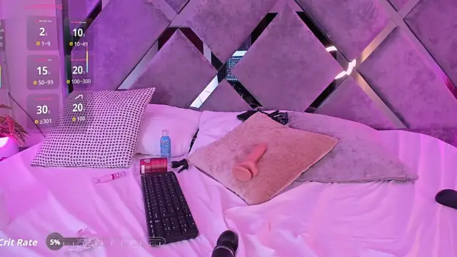 luciagray1's Webcam Show