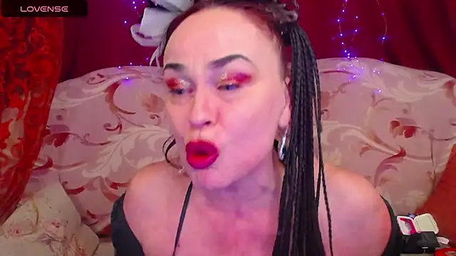 hotzlata Adlı Modelin Canlı XXX Sohbeti