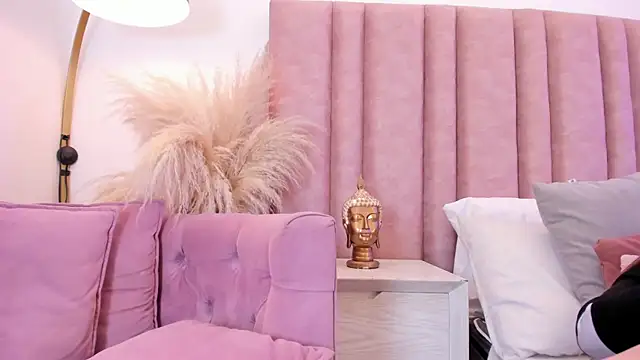 nicol_moons Adlı Modelin Canlı XXX Sohbeti