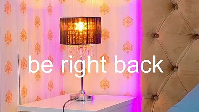 CoraVex 라이브 XXX 채팅