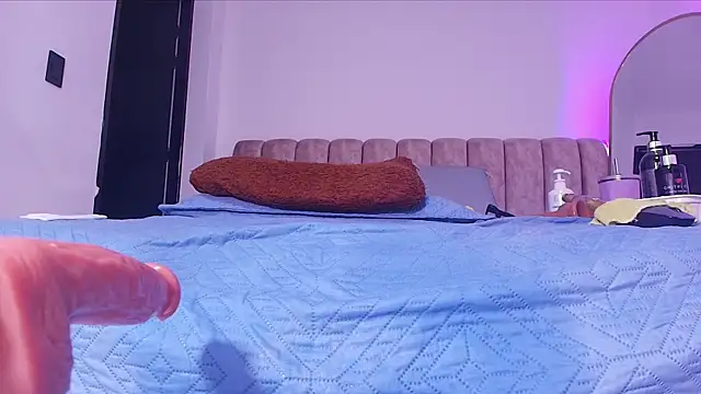 Chat +18 de _linda_milk_ ao vivo