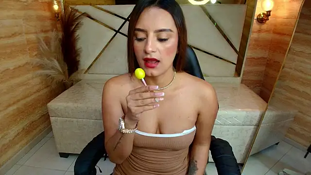 charlotte__r_: απευθείας συνομιλία ΧΧΧ