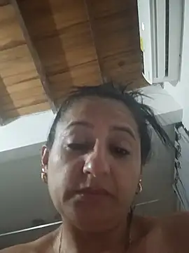 Chat XXX ao vivo de Salvaje_ambitious