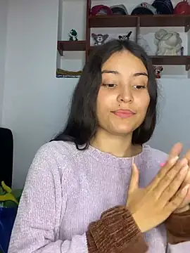 hotwife26 Adlı Modelin Canlı XXX Sohbeti