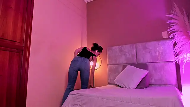 KatrionaNyx 现场XXX聊天