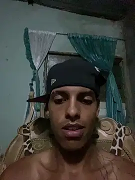 Aleexxx_2005's Webcam Show