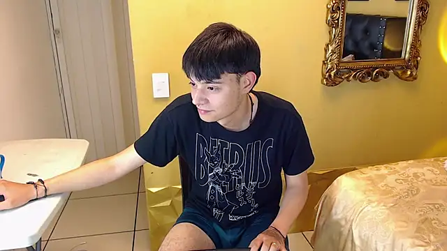 Chat XXX en directo de luckk_