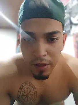 Ernesto23415 webcam show