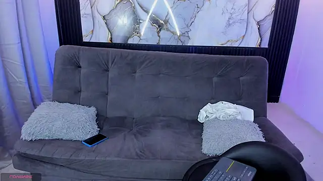 triiangel_latinboy Webcamshow