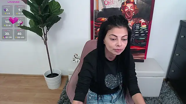 LadyLiia Chat XXX live