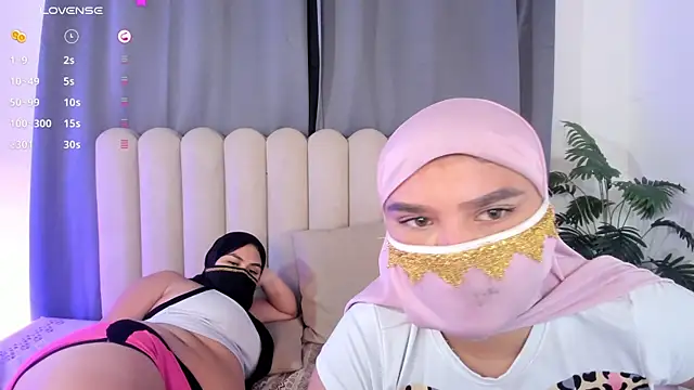 แชท XXX สดของ aziza_dalila02