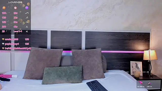 Chat +18 de Natalia_Cruzz ao vivo