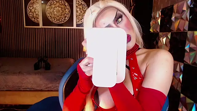 BigCockLatinaTS Show Webcam