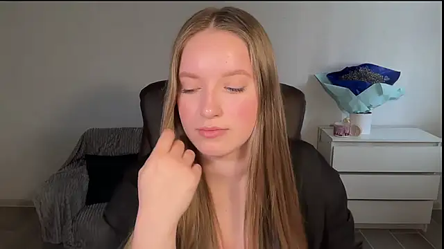 دردشة EvaMaddison الجنسية المباشرة