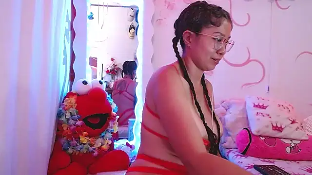 dainaflowersn Live XXX chat