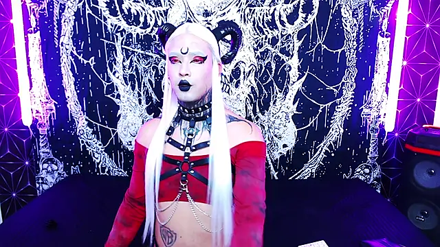 naomi_satan: онлайн-секс-чат