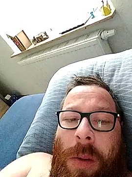 Show modela Schaschi_90 na web-kameri