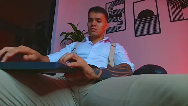 ALPHA_DOMINUS_'s Live XXX Chat