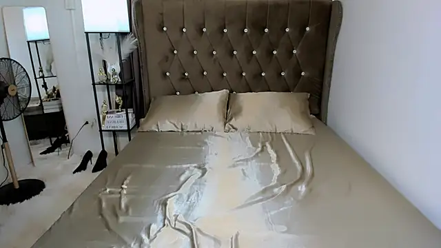 Lars_empressのウェブカメラショー