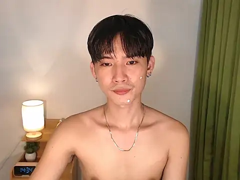 asian_dai Pertunjukan Webcam