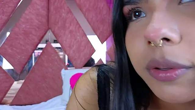 Emma_Revees Obrolan Langsung XXX