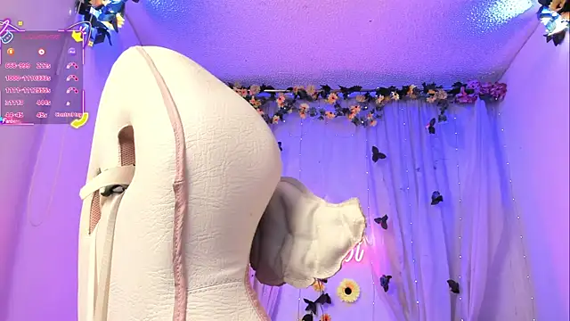 sweetbambi23's Live XXX Chat