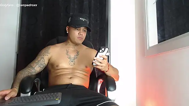 Chat XXX ao vivo de Pedro_x777