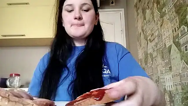 Show modela BeatriceMolands na web-kameri