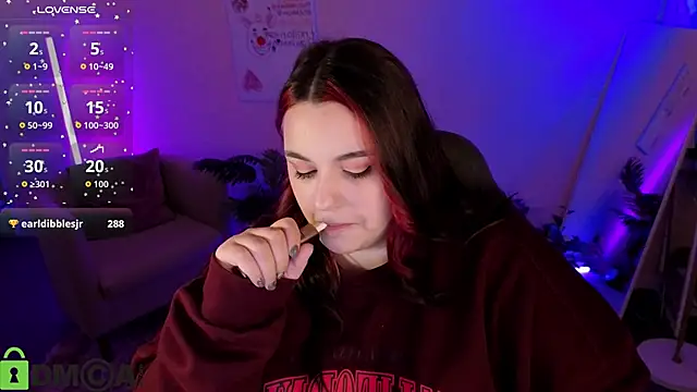 Mia_R0ss élő XXX-chatje