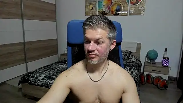 Вебкам-шоу RobbyShawz