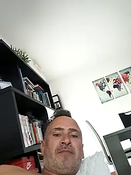 Онлайн чат XXX bobo672