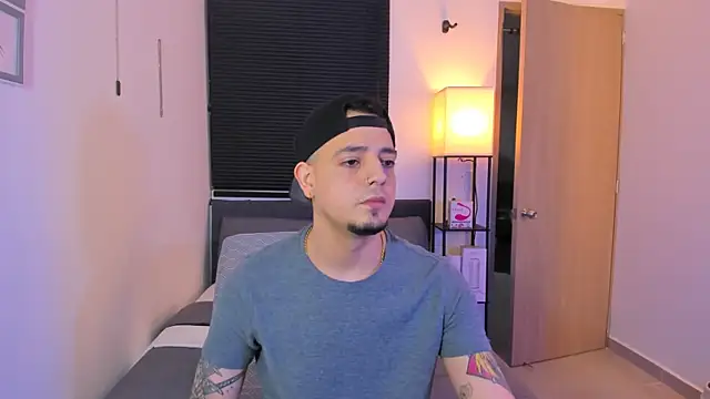 Онлайн чат XXX alejandro_calderon1