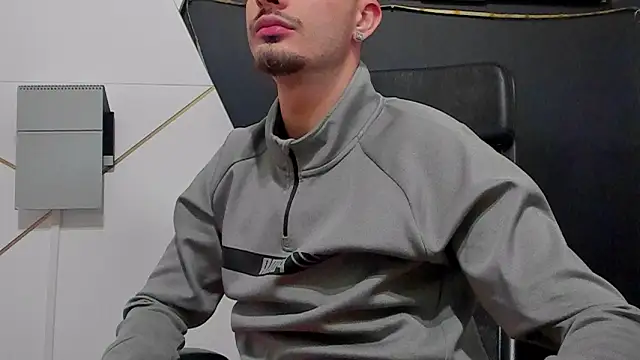 BrandonTate Adlı Modelin Web Kamerası Şovu