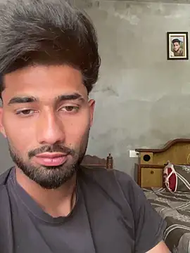 lustyrai Pertunjukan Webcam