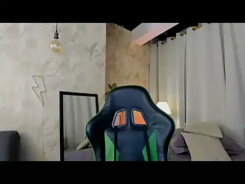 Chat +18 de RONNY_COLTON ao vivo